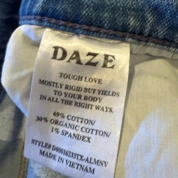 Daze Soho High Rise Ankle Flare - All Mine size 26 - Picture 5 of 5